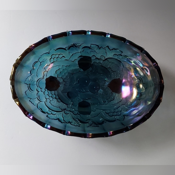 INDIANA GLASS Carnival Glass Serving Bowl - Picture 5 of 8